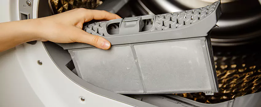 Signs Of A Clogged Dryer Lint Trap in Waipahu, Hawaii
